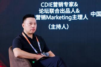 葛杨活动现场照片